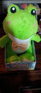 Christmas In July: Spring 10" Smanimals (Frog) (Review)