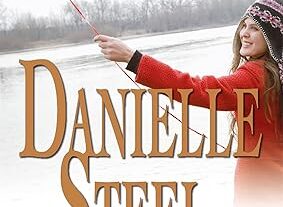 Golden Moments by Danielle Steele