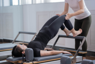 How to Become a Pilates Instructor in 2026