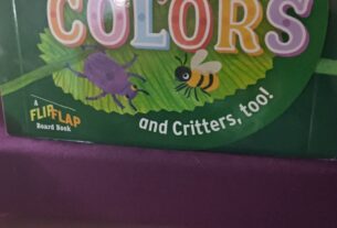 📚 Book Review: Name Your Colors (and Critters, too!) (FlipFlap Board Book)