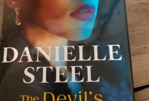 Sunday Reading Review: The Devil's Daughter: A Novel