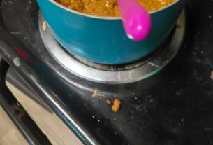 Texas Chili Company Old-Fashioned Beef Chili — A Two-Day Meal That Still Keeps Giving