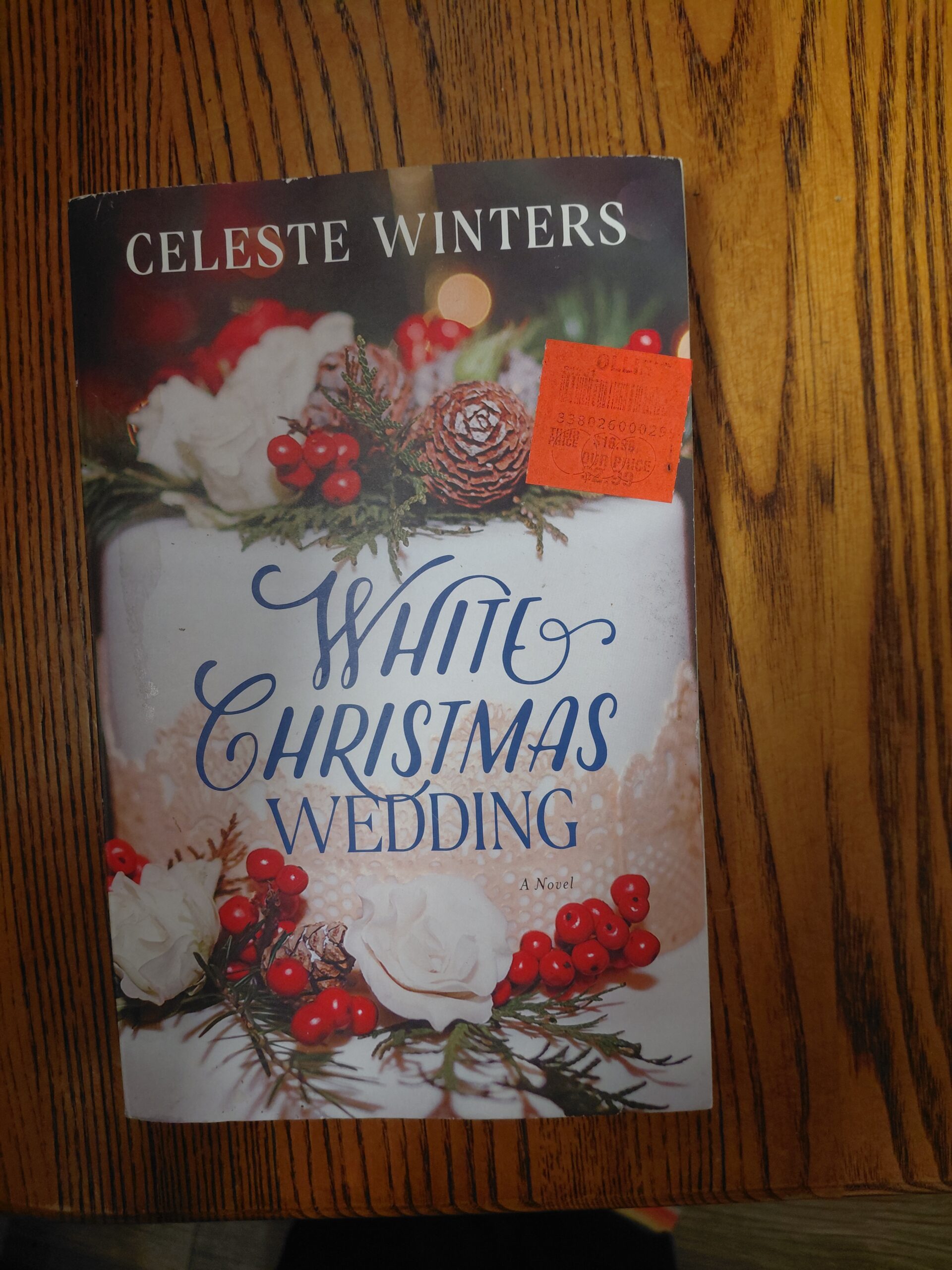 White Christmas Wedding: A Novel